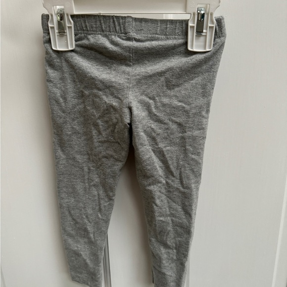Carter’s 2T Gender Neutral Gray Stretchy Leggings Pants - Picture 3 of 3